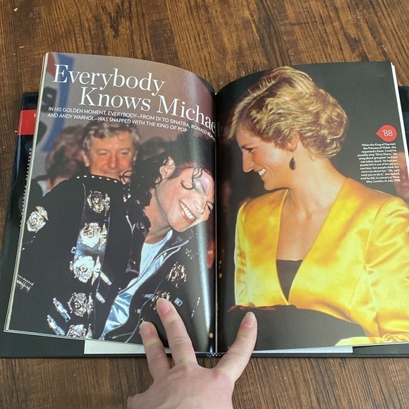 People Tribute Remembering  Michael Jackson 1958-2009 Hardcover Book - Picture 9 of 9